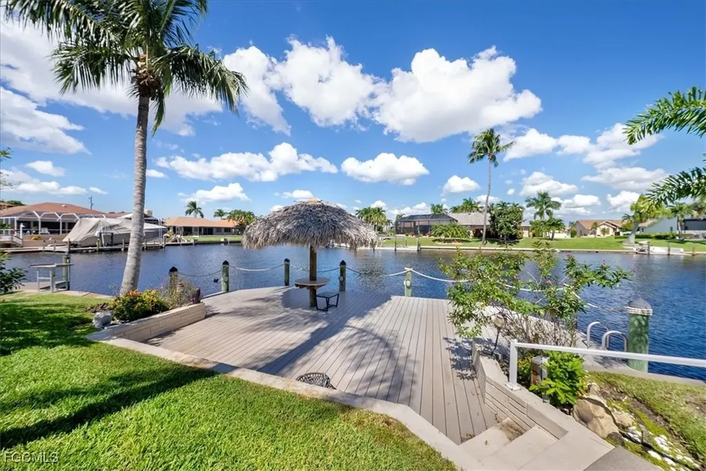 1227 SW 51st Street Cape Coral FL 33914