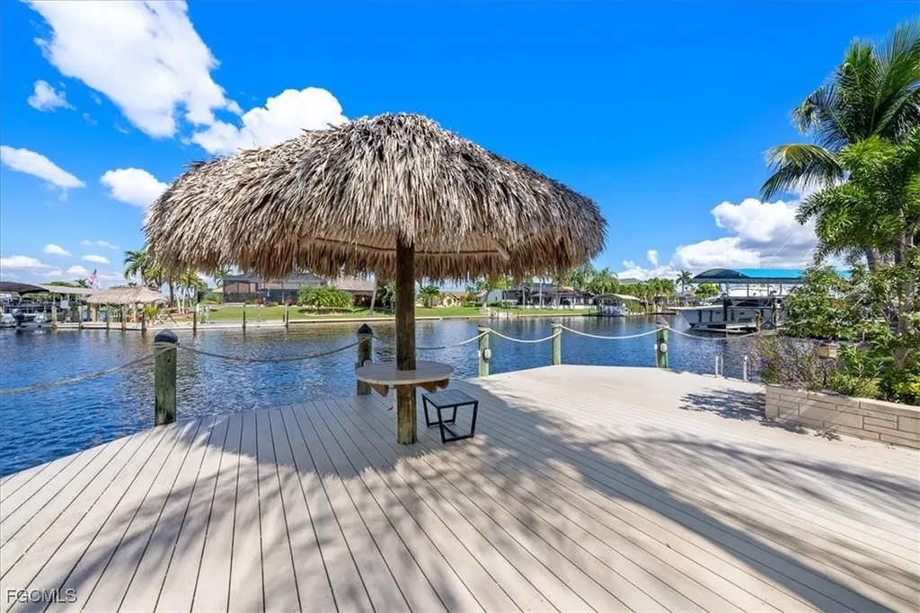 1227 SW 51st Street Cape Coral FL 33914