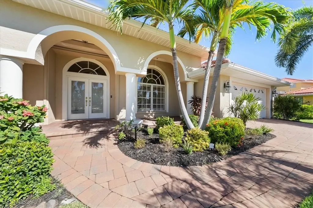 1227 SW 51st Street Cape Coral FL 33914