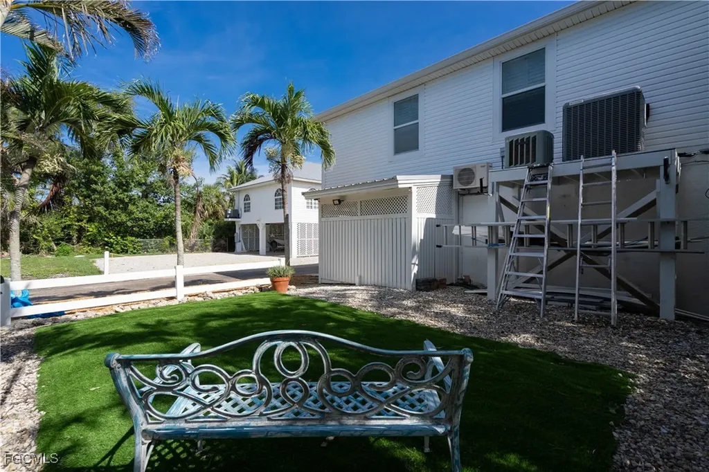 8550 Ebbtide Way Bokeelia FL 33922