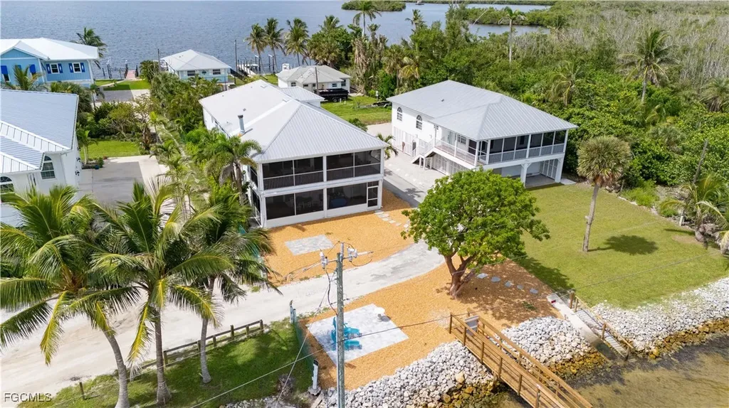 8550 Ebbtide Way Bokeelia FL 33922