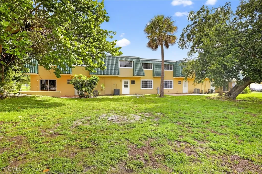 4814 Bluefish Court Fort Myers FL 33919