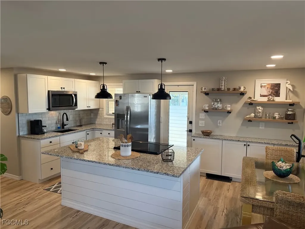 340 Mattie Avenue Fort Myers FL 33908