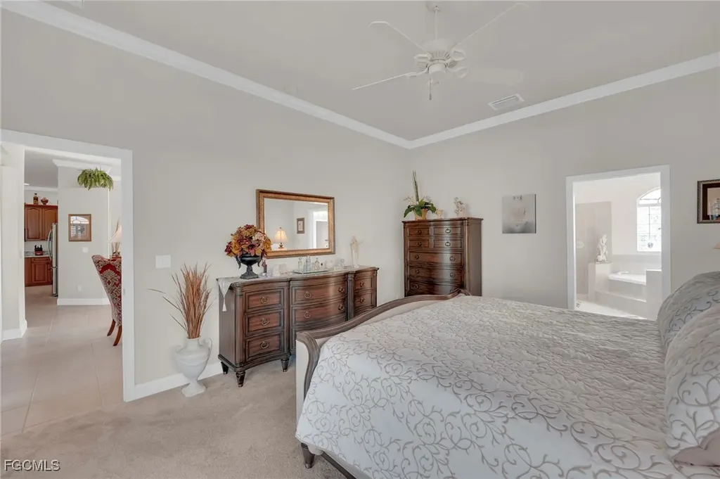 5212 SW 8th Court Cape Coral FL 33914