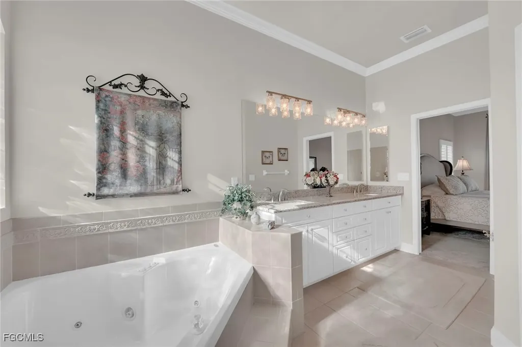 5212 SW 8th Court Cape Coral FL 33914