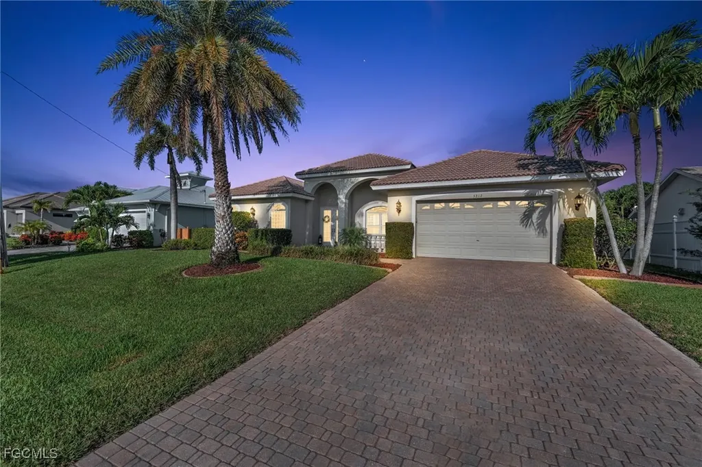 5212 SW 8th Court Cape Coral FL 33914