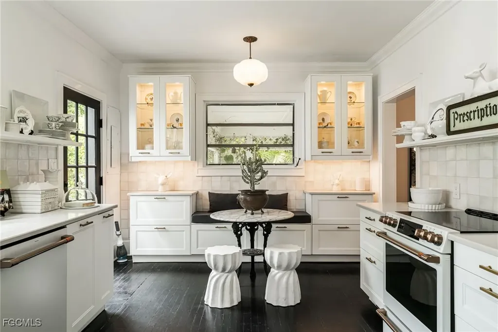 2720 Rhode Island Avenue Fort Myers FL 33916