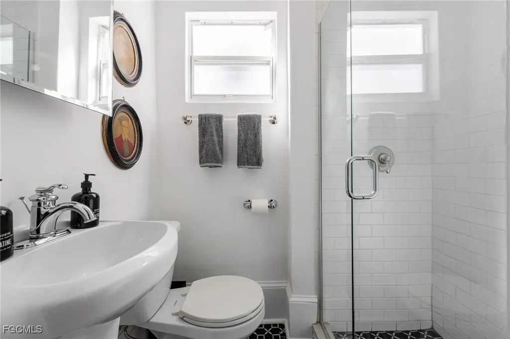 2720 Rhode Island Avenue Fort Myers FL 33916