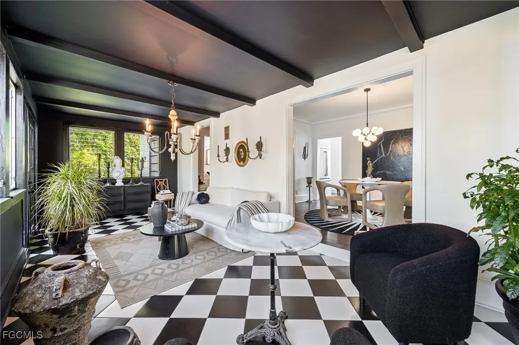 2720 Rhode Island Avenue Fort Myers FL 33916