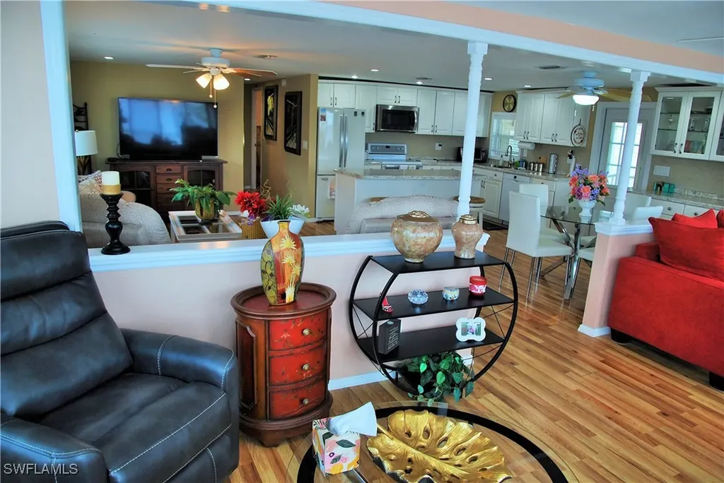 421 Snead Drive North Fort Myers FL 33903