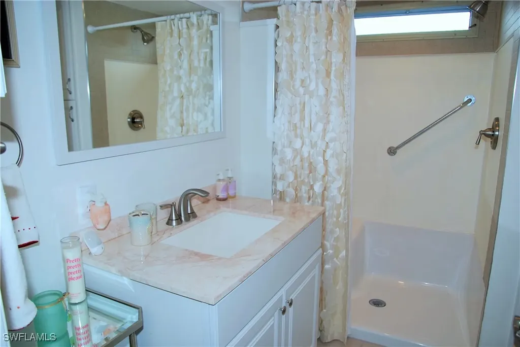 421 Snead Drive North Fort Myers FL 33903