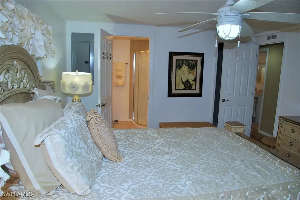 421 Snead Drive North Fort Myers FL 33903