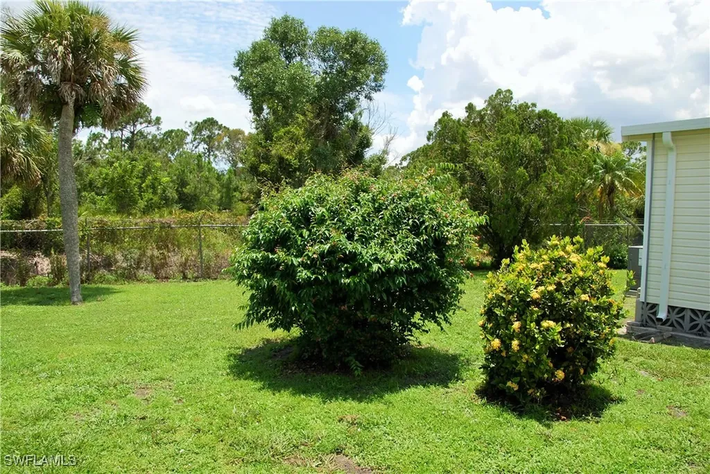 421 Snead Drive North Fort Myers FL 33903