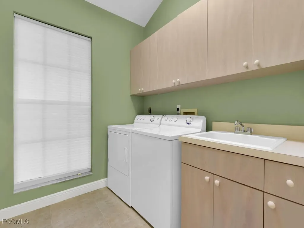 3480 Fiddlehead Court Bonita Springs FL 34134