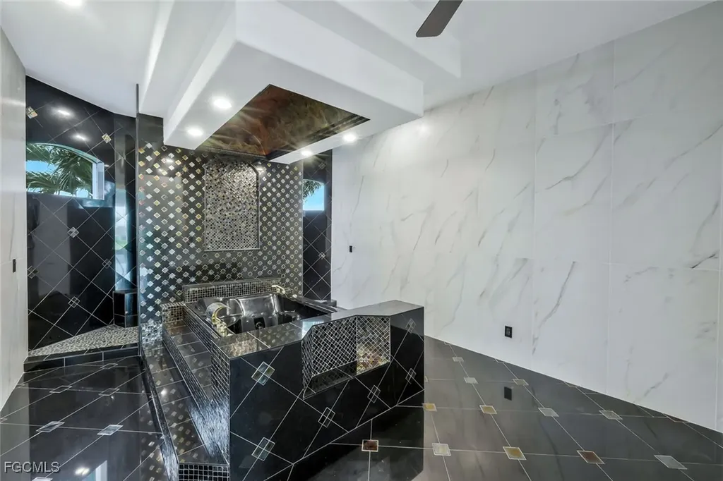 11929 Princess Grace Court Cape Coral FL 33991