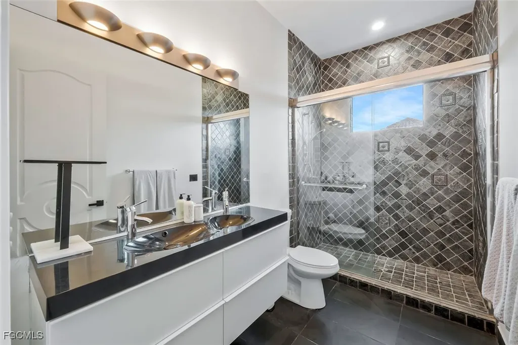 11929 Princess Grace Court Cape Coral FL 33991