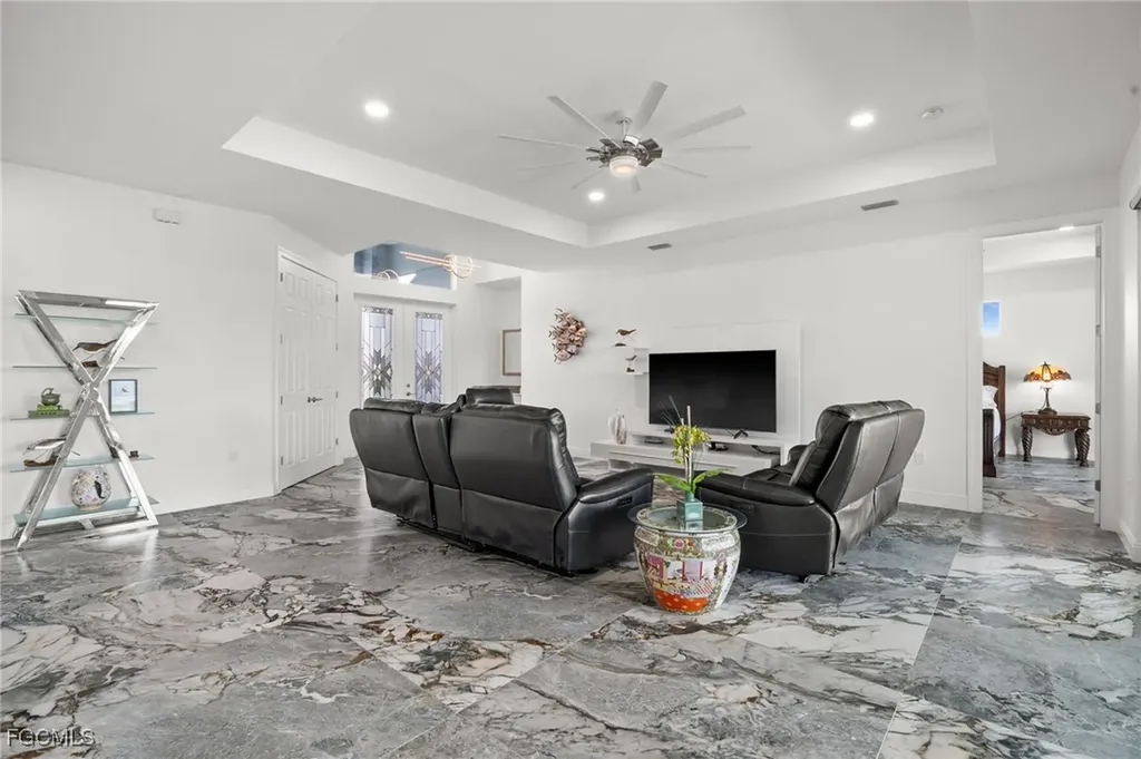 2623 SW 21st Avenue Cape Coral FL 33914