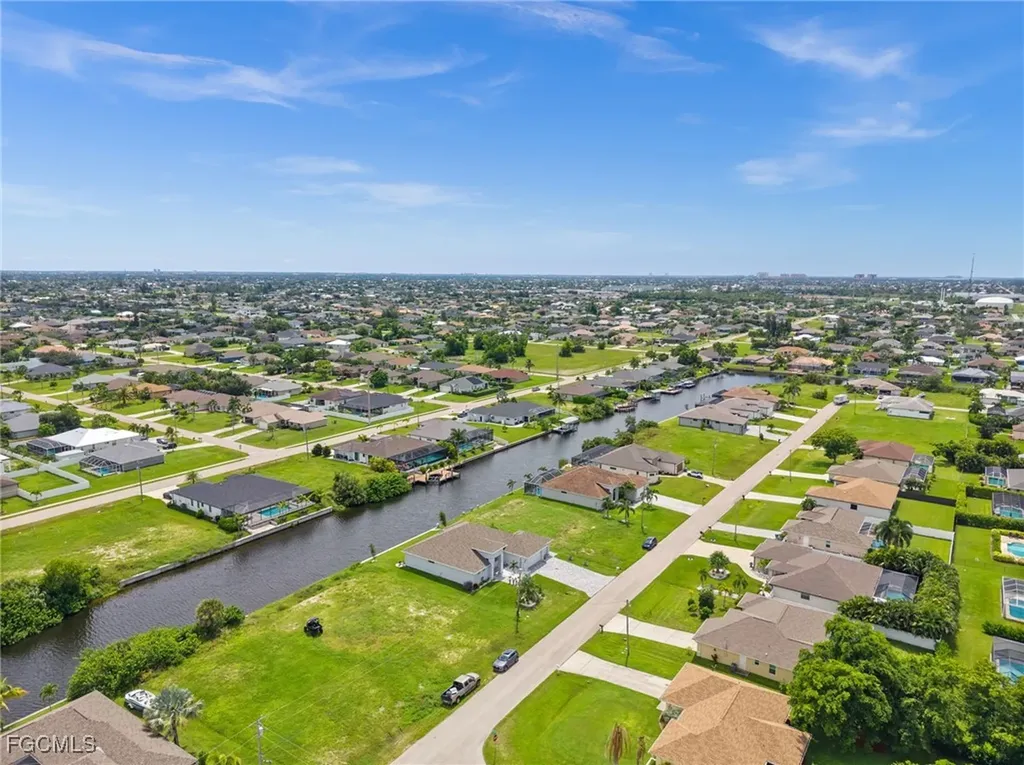 2623 SW 21st Avenue Cape Coral FL 33914