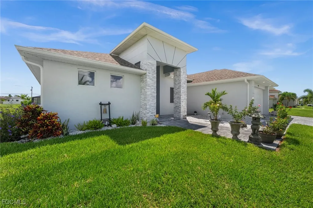 2623 SW 21st Avenue Cape Coral FL 33914