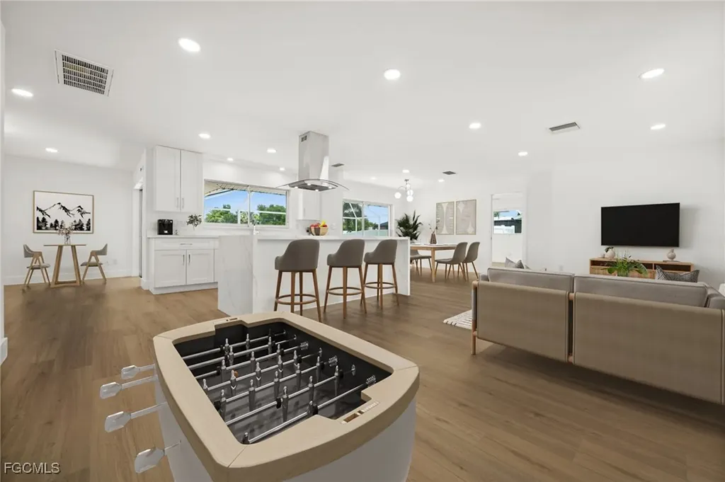 4419 SE 13th Place Cape Coral FL 33904