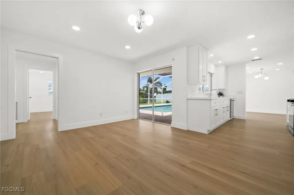 4419 SE 13th Place Cape Coral FL 33904