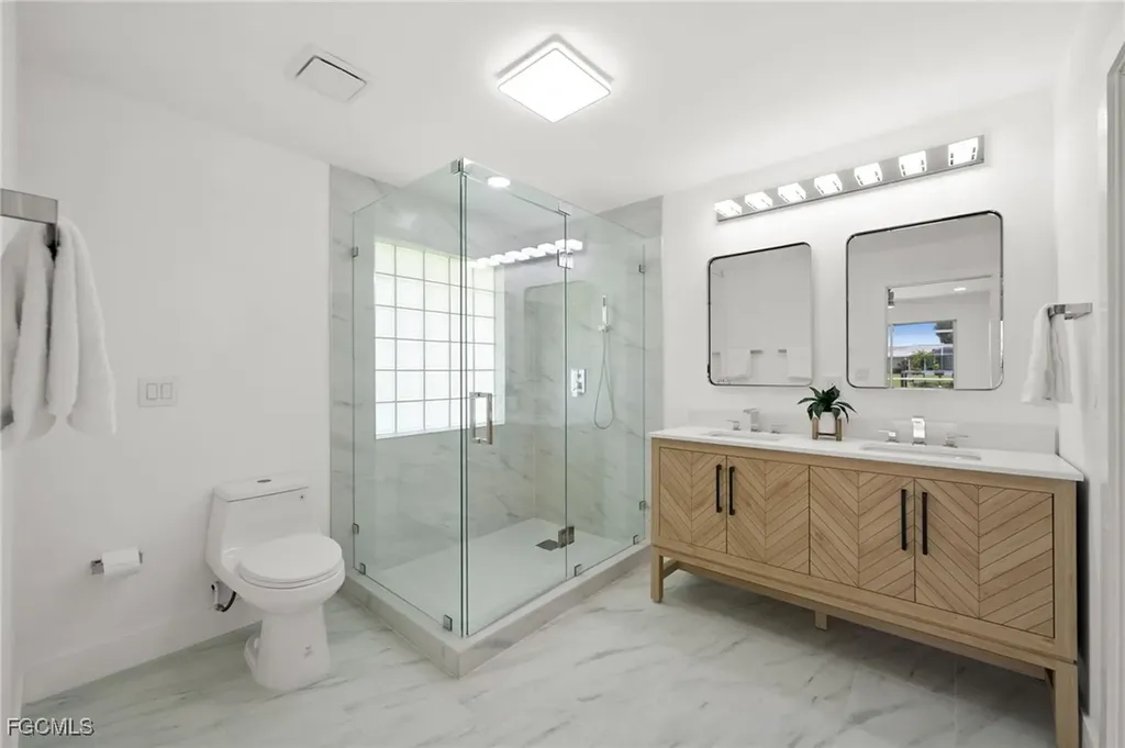 4419 SE 13th Place Cape Coral FL 33904