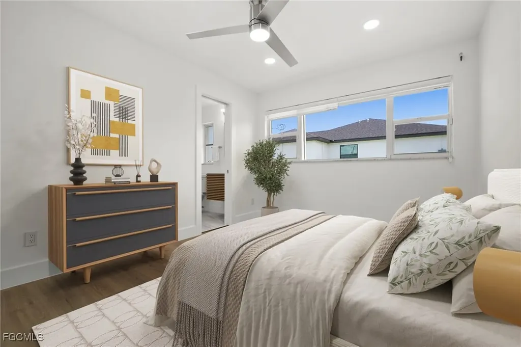 4419 SE 13th Place Cape Coral FL 33904