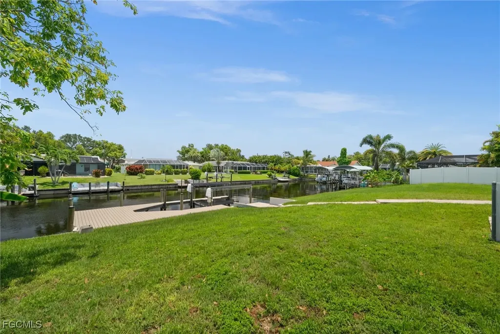 4419 SE 13th Place Cape Coral FL 33904