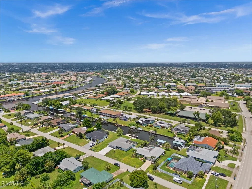 4419 SE 13th Place Cape Coral FL 33904