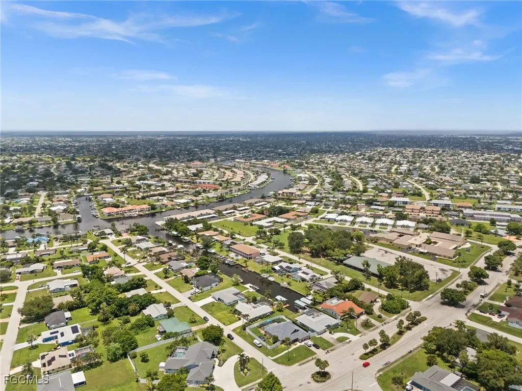 4419 SE 13th Place Cape Coral FL 33904