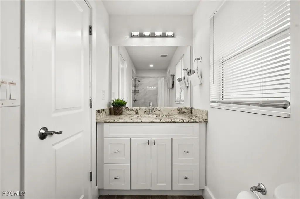 5122 SW 3rd Avenue Cape Coral FL 33914