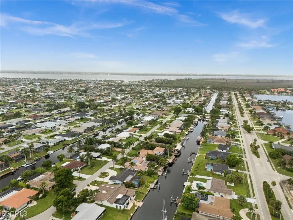 5122 SW 3rd Avenue Cape Coral FL 33914