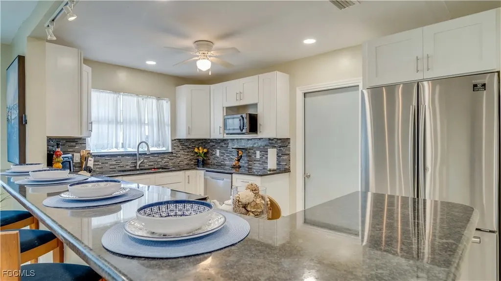 5343 Mayfair Court Cape Coral FL 33904