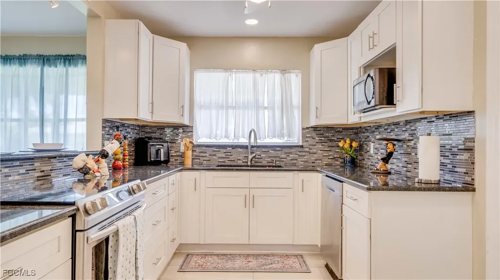 5343 Mayfair Court Cape Coral FL 33904