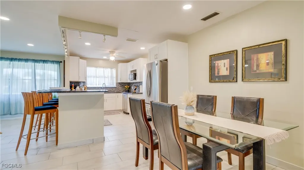 5343 Mayfair Court Cape Coral FL 33904