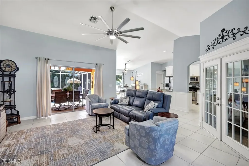 5323 SW 22nd Place Cape Coral FL 33914