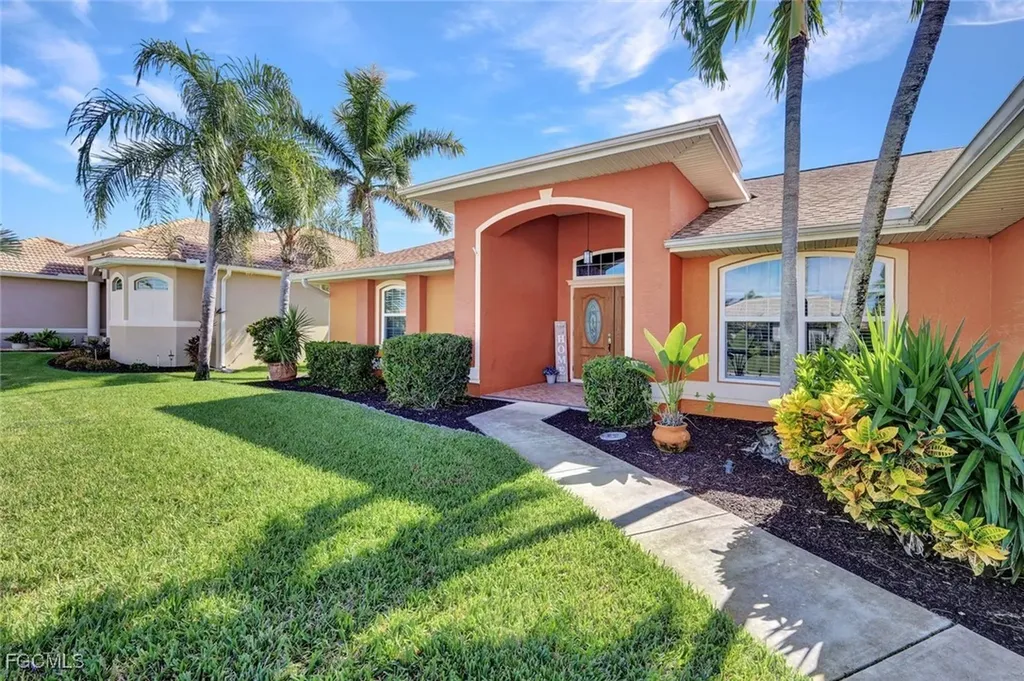 5323 SW 22nd Place Cape Coral FL 33914