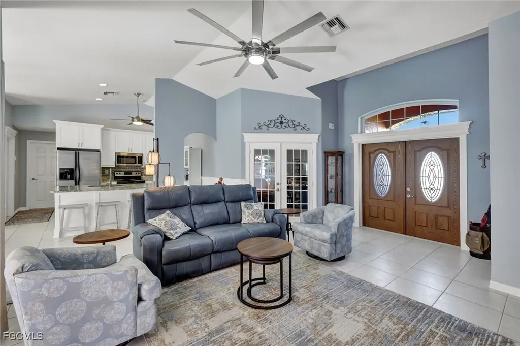 5323 SW 22nd Place Cape Coral FL 33914