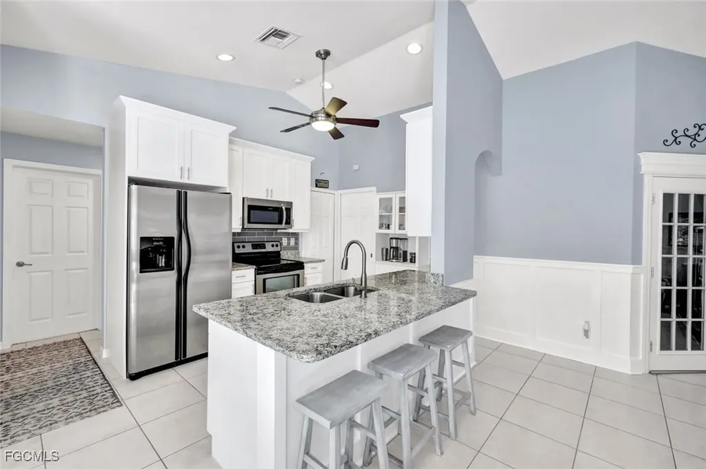 5323 SW 22nd Place Cape Coral FL 33914