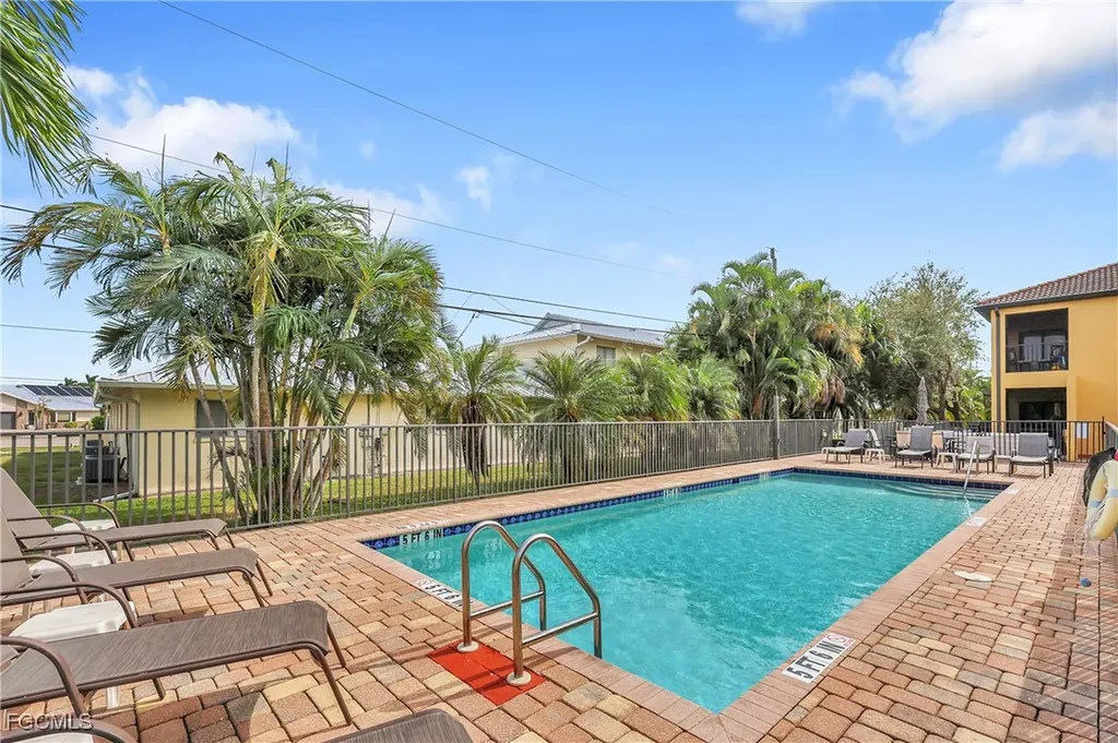 4921 SW 16th Place Cape Coral FL 33914