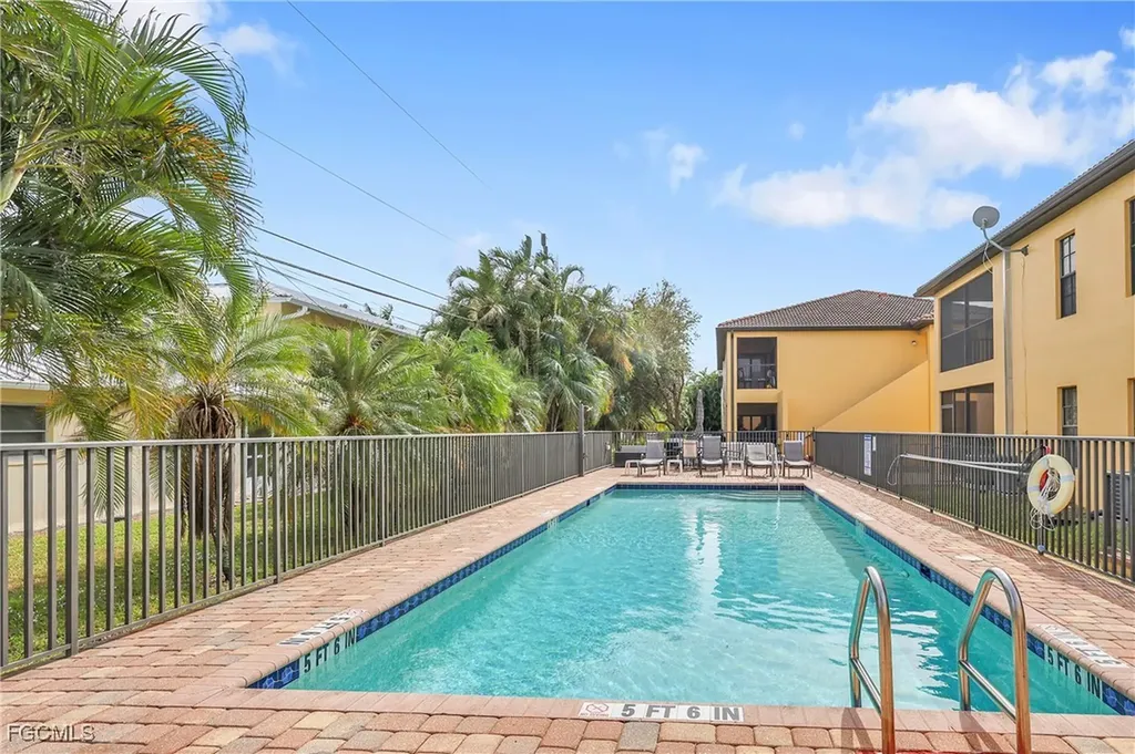 4921 SW 16th Place Cape Coral FL 33914