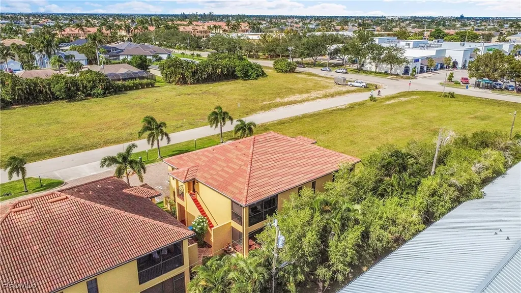 4921 SW 16th Place Cape Coral FL 33914