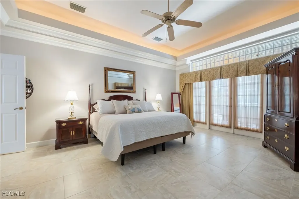 5511 SW 12th Place Cape Coral FL 33914