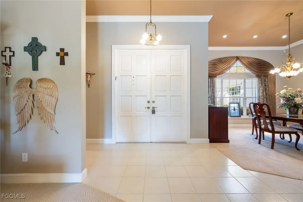 5511 SW 12th Place Cape Coral FL 33914