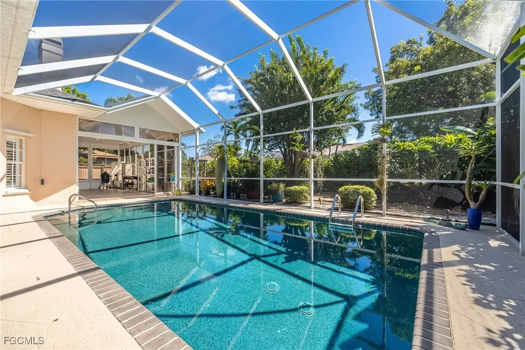 5511 SW 12th Place Cape Coral FL 33914