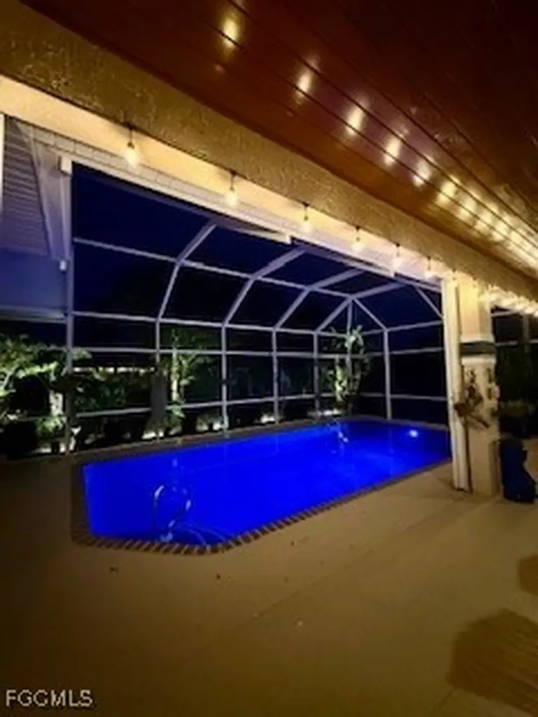 5511 SW 12th Place Cape Coral FL 33914