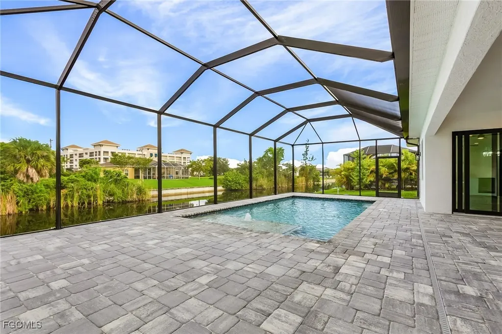 1432 SW 17th Avenue Cape Coral FL 33991