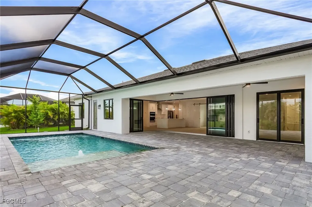 1432 SW 17th Avenue Cape Coral FL 33991