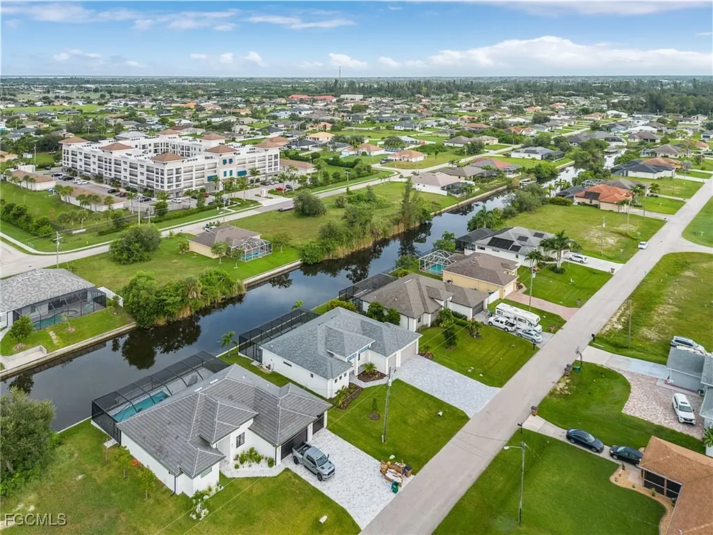 1432 SW 17th Avenue Cape Coral FL 33991