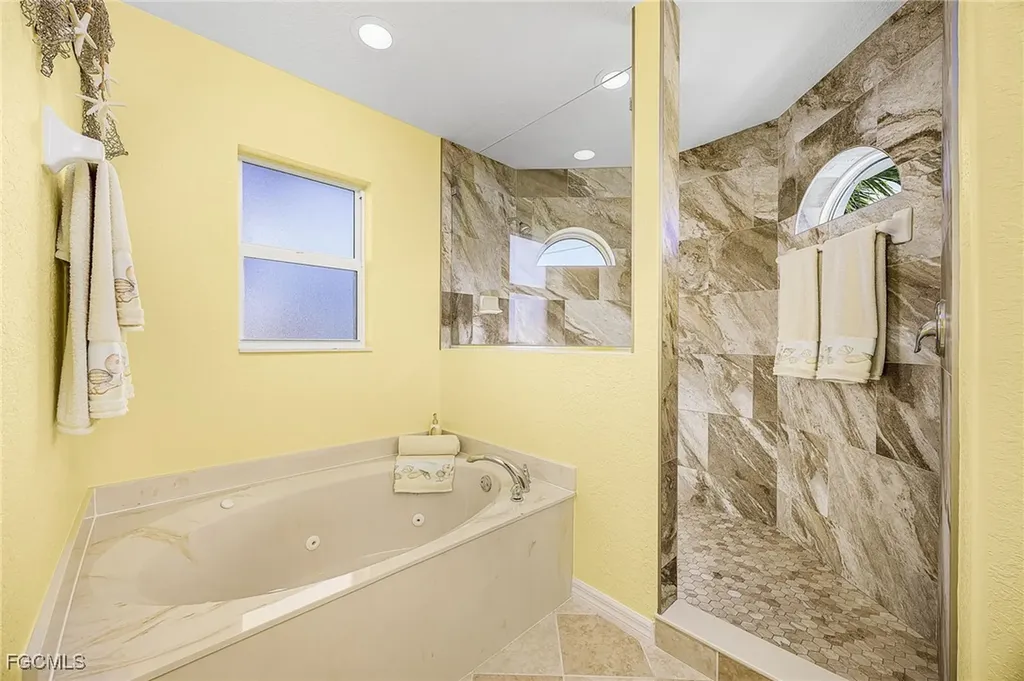 430 NW 39th Avenue Cape Coral FL 33993